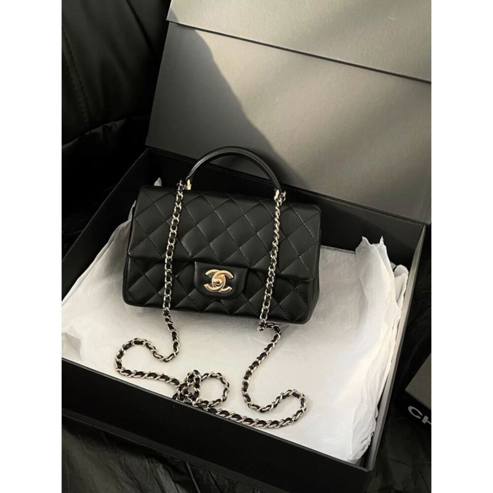 Chanel Women Pre-Loved Bag Very Good Condition